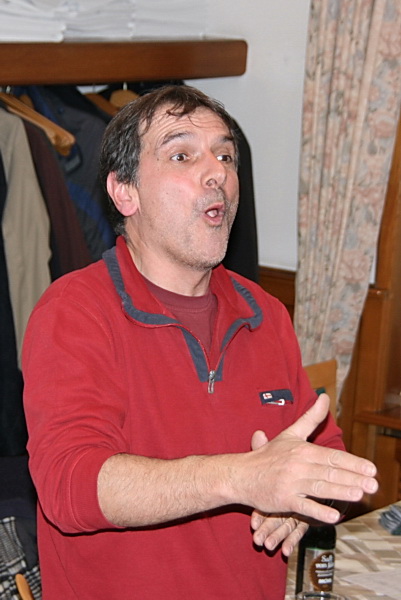 Vizedirigent Hanspeter Götz wird teilweise auch beim Konzert dirigieren:: JV12 Hanspeter