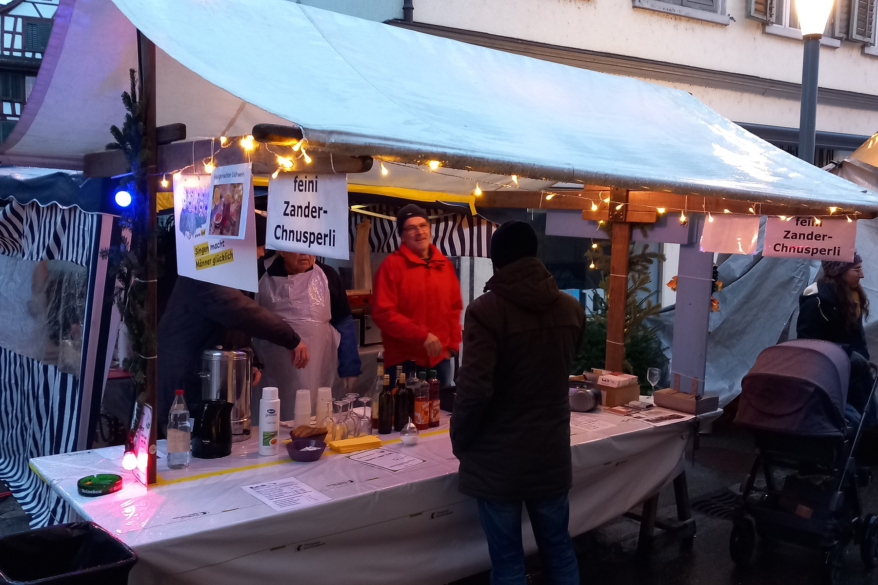 LaO Adventsmarkt22 1200