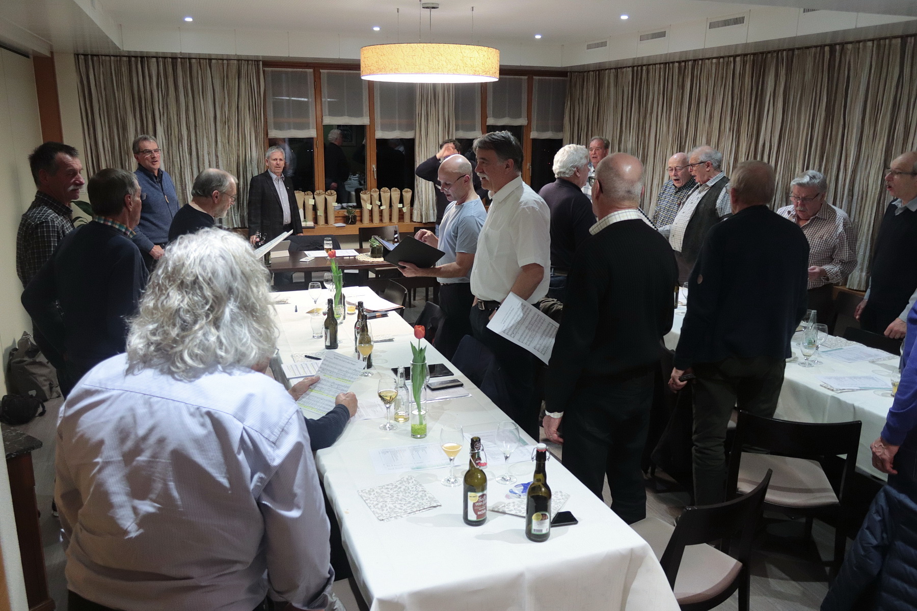 Liederkranz singt bei Jahresversammlung im Thurberg Liederkranz singt bei Jahresversammlung im Thurberg